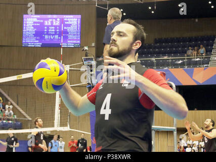 Varna, Bulgarie. 17 Juin, 2018. Nicholas HOAG (Canada), .mens volley-ball Ligue des Nations Unies, la semaine 4, le Canada contre la France, Palais de la culture et du sport, Varna/Bulgarie, le 17 juin 2018, la quatrième de 5 week-ends de la tour préliminaire établi dans la nouvelle ligue de volley-ball hommes Nations a lieu à Sofia/Bulgarie. Credit : Wolfgang Fehrmann/ZUMA/Alamy Fil Live News Banque D'Images