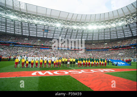 Les équipes se présentent, présent, présentation, présentation, line up, full figure, paysage, l'Allemagne (GER) - Mexique (MEX) 0 : 1, premier tour, groupe F, 11, jeu sur 17.06.2018 à Moscou ; Coupe du Monde de Football 2018 en Russie à partir de la 14.06. - 15.07.2018. Dans le monde d'utilisation | Banque D'Images