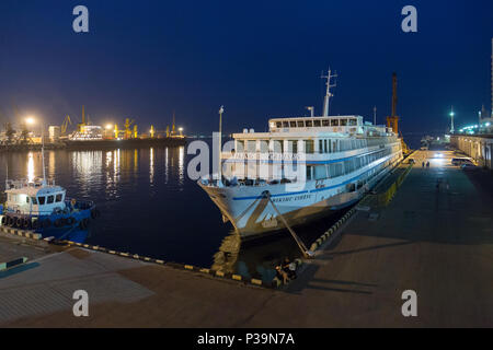 Odessa, Ukraine, un navire de croisière à la gare maritime du port Banque D'Images