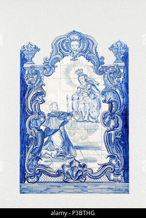 Portugais traditionnels carreaux peints en bleu et blanc, appelés azulejos. Banque D'Images