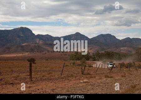 Moralana Scenic Drive South Australia, 4WD en laissant la chaîne de flinders à distance Banque D'Images