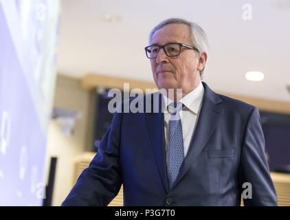 Belgique : Bruxelles. 2018/02/14. Conférence de presse avec Jean Claude Juncker, président de la Commission européenne, sur sa contribution au débat sur la Banque D'Images