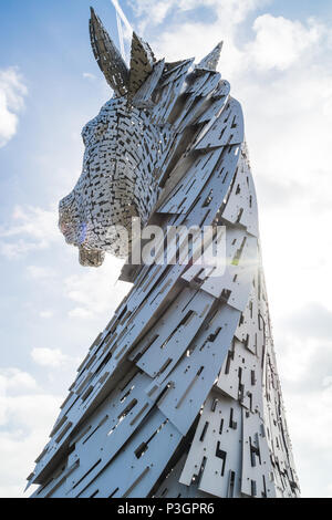 Chef d'une des sculptures Kelpies en helice Park, Falkirk. Vue de derrière sur les détails de l'œuvre Banque D'Images