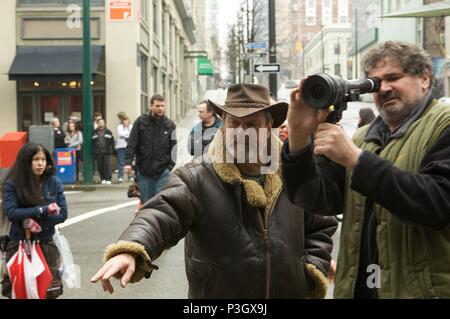 Titre original : L'IMAGINARIUM DU DOCTEUR PARNASSUS. Titre en anglais : L'IMAGINARIUM DU DOCTEUR PARNASSUS. Film Réalisateur : Terry Gilliam. Année : 2009. Stars : Terry Gilliam. Crédit : Infinity propose des divertissements/ICON PRODUCTIONS/ / DANIEL, Liam / Album Banque D'Images