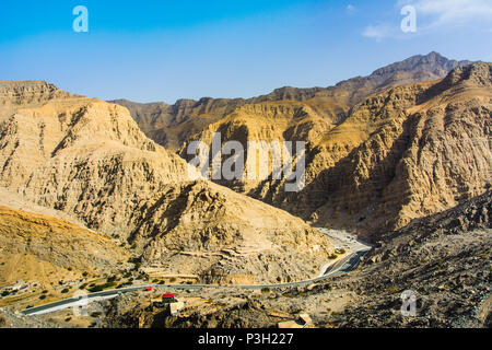 De superbes paysages de montagne désert de Jabal Siae aux Emirats Arabes Unis Banque D'Images