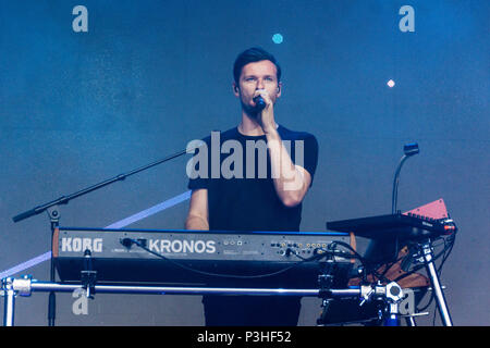 Kiel, Allemagne. 18 Juin, 2018. La bande 'Glasperlenspiel" est signalée dans le Hoernbuehne au cours de la Kieler Woche 2018 © Björn Deutschmann/Alamy Live News Banque D'Images