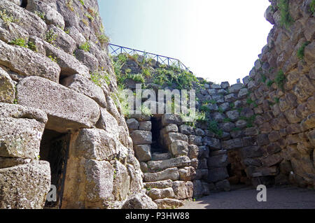 La préhistoire Nuraghe Santu Antine, près de Torralba, Sardaigne, Italie Banque D'Images