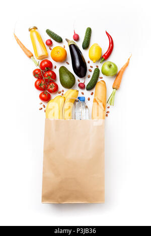 Photo de sac de papier avec des légumes et fruits Banque D'Images