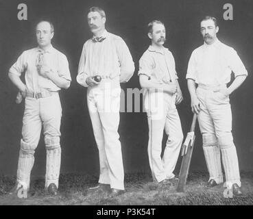 Quatre joueurs de cricket Cricket, Cricket, pose Banque D'Images