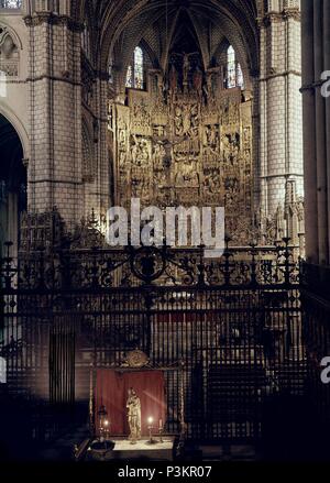 L'INTÉRIEURAPT DESDE EL CORO HACIA EL PRESBITERIO. Emplacement : CATEDRAL-intérieur, de l'Espagne. Banque D'Images