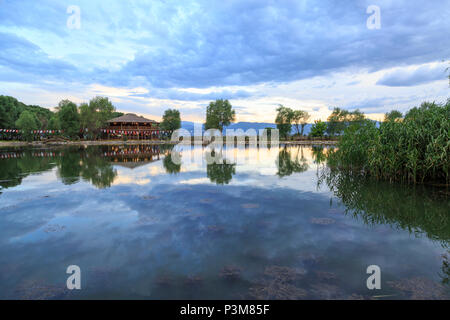 Dans une petite ville de Lac Ucari ucari dans Acipayam, Denizli, Turquie. Banque D'Images