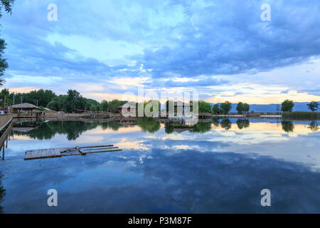 Dans une petite ville de Lac Ucari ucari dans Acipayam, Denizli, Turquie. Banque D'Images