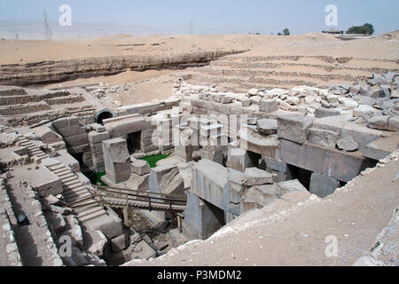 L'Osirion est un ancien temple, une partie de pharaon Seti I's complexe funéraire, à Abydos, Egypte. Banque D'Images