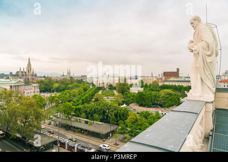 Avis de Volksgarten, Parlement européen et de la mairie de Vienne, Autriche Banque D'Images