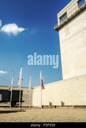 La Kazerne Dossin Museum and Memorial en commémoration de l'holocauste, conçu par Bob Van Reeth, à Malines, Belgique Banque D'Images