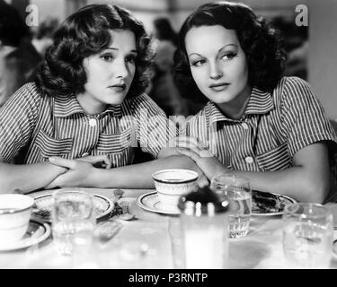 Film Original Title : femme condamnée. Titre en anglais : condamnés pour femme. Directeur : NICK GRINDE Film. Année : 1940. Stars : ROCHELLE ; HUDSON LOLA LANE. Credit : Columbia Pictures / Album Banque D'Images