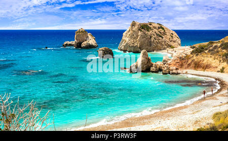 Belle plage de Petra tou Romiou,Chypre île. Banque D'Images