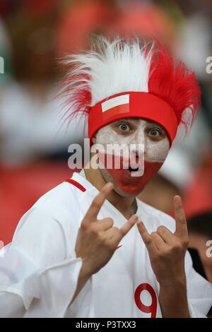 Moscou, Russie. 19 Juin, 2018. firo : 19.06.2018, Novgorod, football, soccer, l'équipe nationale, la Coupe du Monde 2018 en Russie, la Russie, la Coupe du Monde 2018 en Russie, la Russie, la Coupe du Monde 2018, la Russie La Russie, M15, la Pologne - le Sénégal, la Pologne, l'utilisation de ventilateur | dans le monde entier : dpa Crédit/Alamy Live News Banque D'Images