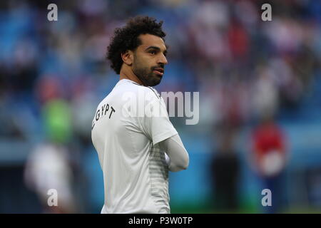 Mohamed Salah l'Égypte avant le début de la Coupe du Monde FIFA 2018 Group un match de football entre l'Egypte et la Russie, au stade de Saint-Pétersbourg, à Saint Petersburg, Russie, 19 juin 2018. Photo : Ahmed Ramadan/dpa Banque D'Images