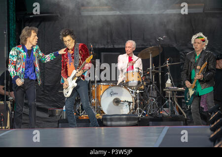 London, UK. 19 Juin, 2018. Les Rolling Stones n'y effectuer aucune 'Filtre' tour à Twickenham Twickenham Stadium, London UK,. Les membres du groupe sont de Mick Jagger, Keith Richards, Charlie Watts et Ronnie Wood.© Jason Richardson / Alamy Live News Banque D'Images