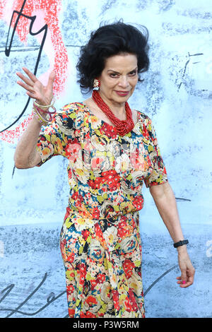 Les Jardins de Kensington, Londres, Royaume-Uni. 19 Jun, 2018. Bianca Jagger, Summer Party de la serpentine, la Serpentine Gallery, Kensington Gardens, London, UK, 19 juin 2018, photo de Richard Goldschmidt : Riche de crédit Gold/Alamy Live News Banque D'Images