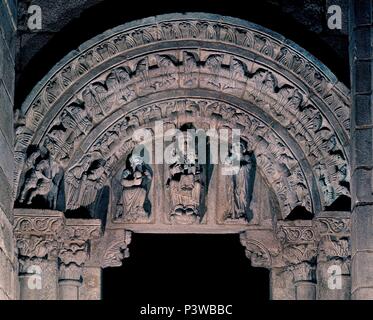 TIMPANO DE LA CAPILLA DE LA CORTICELA - SIGLO XII - ROMANICO GALLEGO. Emplacement : CATEDRAL-intérieur, SANTIAGO DE COMPOSTELA, Coruña, ESPAGNE. Banque D'Images