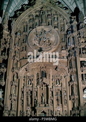 RETABLO MAYOR DE LA CAPILLA DE LAS RELIQUIAS. Emplacement : CATEDRAL-intérieur, SANTIAGO DE COMPOSTELA, Coruña, ESPAGNE. Banque D'Images