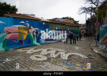 Beco do Batman situado na Vila Madalena, Zona oeste de São Paulo. Banque D'Images