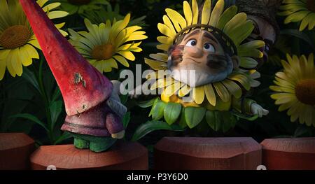 Titre original : GNOMEO AND JULIET. Titre en anglais : GNOMEO AND JULIET. Directeur de film : KELLY ASBURY. Année : 2011. Credit : Touchstone Pictures / Album Banque D'Images