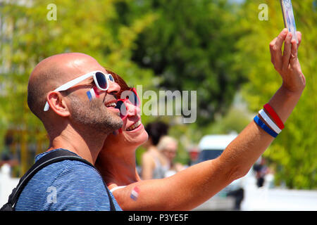 NICE, FRANCE - 26 juin 2016 : les fans de football, profitez de l'UEFA EURO 2016 football féminin en France Banque D'Images