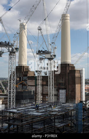 West Village de cirque, Battersea Power Station Phase de développement 1, le sud-ouest de Londres, Angleterre, Royaume-Uni Banque D'Images