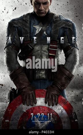 Titre original : CAPTAIN AMERICA : THE FIRST AVENGER. Titre en anglais : CAPTAIN AMERICA : THE FIRST AVENGER. Film Réalisateur : JOE JOHNSTON. Année : 2011. Credit : Marvel Enterprises / Album Banque D'Images