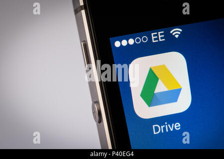 L'application Google Drive sur un smartphone iPhone Banque D'Images
