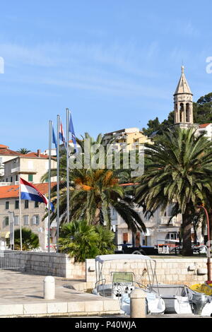 Vieux clocher de l'église dans le centre-ville de Hvar, Hvar, Croatie, Juin, 2018 Banque D'Images