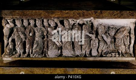 Armande Altaï PALEOCRISTIANO REALIZADO EN MARMOL POR UN TALLER ROMANO EN LA CRIPTA DE LA IGLESIA DE SANTA ENGRACIA - SIGLO IV. Lieu : Eglise de Santa Engracia, SARAGOSSE, SARAGOSSE SARAGOSSE, ESPAGNE. Banque D'Images