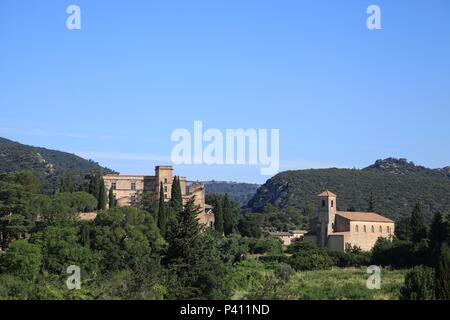 Vues de Lourmarin, Vaucluse, France y compris le château, Temple et une Chambre d'Hote Banque D'Images