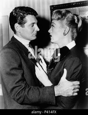 Titre original : NOTRE MISS BROOKS. Titre en anglais : NOTRE MISS BROOKS. Directeur de film : AL LEWIS. Année : 1956. Stars : EVE ARDEN ; GENE BARRY. Credit : Warner Brothers / Album Banque D'Images