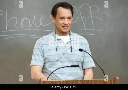 Titre original : LARRY CROWNE. Titre en anglais : LARRY CROWNE. Film Réalisateur : Tom Hanks. Année : 2011. Stars : Tom Hanks. Credit : PRODUCTIONS PLAYTONE/VENDOME IMAGES / TALAMON, BRUCE / Album Banque D'Images