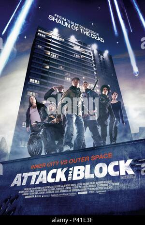 Titre original : ATTAQUE LE BLOC. Titre en anglais : ATTAQUE CONTRE LE BLOC. Directeur de film : JOE CORNISH. Année : 2011. Credit : UK Film Council et Film4 / Album Banque D'Images