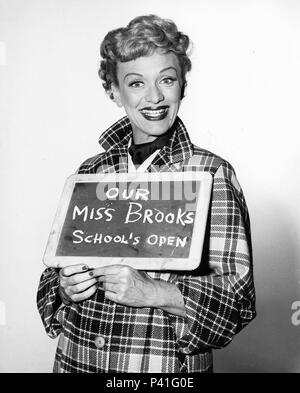 Titre original : NOTRE MISS BROOKS. Titre en anglais : NOTRE MISS BROOKS. Directeur de film : AL LEWIS. Année : 1956. Stars : EVE ARDEN. Credit : Warner Brothers / Album Banque D'Images