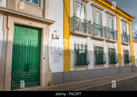 Faro, Portugal - 1 mai 2018 : Du ministère de l'environnement (Ministério do Ambiente), dans le centre historique de Faro sur Banque D'Images