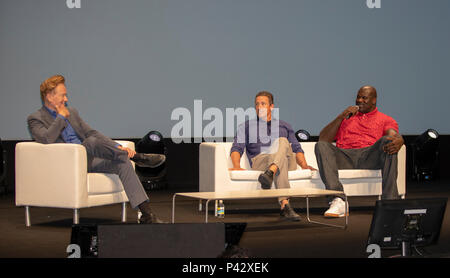 Cannes, France, 20 juin 2018, Conan O'Brien, CNNs Chris Cuomo et Shaquille O'Neal, Conan Shaq, assister à Jack of all trades, maîtres de certains au Festival de Cannes - Festival International de la créativité © ifnm / Alamy vivre Banque D'Images