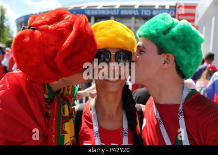 Stade Luzhniki, Moscou, Russie. 17 Juin, 2018. FIFA Coupe du Monde de Football, le groupe B, le Portugal et le Mexique ; Fans de Portugal : Action Crédit Plus Sport/Alamy Live News Banque D'Images