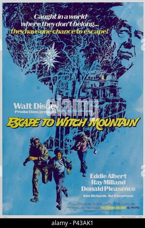 Titre original : ESCAPE TO WITCH MOUNTAIN. Titre en anglais : Échapper à WITCH MOUNTAIN. Film Réalisateur : John Hough. Année : 1975. Credit : WALT DISNEY PRODUCTIONS / Album Banque D'Images
