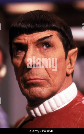 Titre original : STAR TREK V : The Final Frontier. Titre en anglais : STAR TREK V : The Final Frontier. Film Réalisateur : William Shatner. Année : 1989. Stars : Leonard Nimoy. Credit : PARAMOUNT PICTURES / Album Banque D'Images