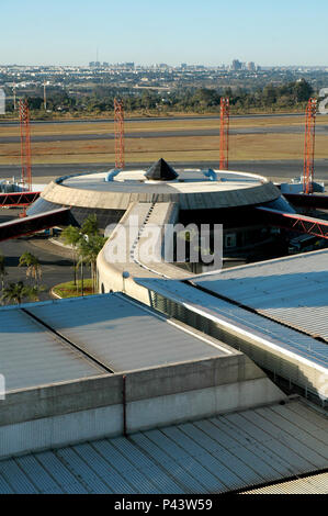 Aeroporto Internacional de BrasÃ-lia - Presidente Juscelino Kubitschek de BrasÃ-lia turÃ-sticos durante Pontos. Brasília, DF/Brasil 27/07/2004. (Foto : David Santos Jr / Fotoarena) Banque D'Images