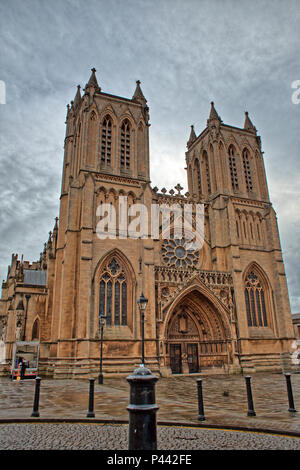 La cathédrale de Bristol, Bristol, Angleterre, Royaume-Uni. (HDR) Banque D'Images