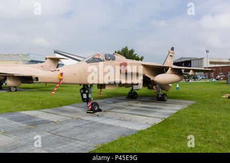 Sepecat Jaguar de la Royal Air Force. Un avion de combat multi-rôle introduit en 1973 comme un bombardier supersonique grève Banque D'Images