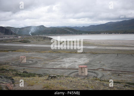 Quatre LC-130s et environ 80 aviateurs de la New York Air National Guard's 109th Airlift Wing dans Scoita, New York, a récemment achevé la troisième rotation de la saison 2016 le Groenland. Les aviateurs et les avions pour le 109e Airlift Wing, peu à peu, de Kangerlussuaq, au Groenland, au cours des mois d'été, fourniture de combustible et de fournitures et le transport de passagers dans et hors de divers camps de la Fondation nationale des sciences tout au long de la saison et également pour l'opération Deep Freeze mission en Antarctique. Les capacités uniques de la station de ski équipée LC-130 en font le seul du genre dans la Banque D'Images