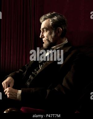 Titre original : LINCOLN. Titre en anglais : LINCOLN. Film Réalisateur : Steven Spielberg. Année : 2012. Stars : ABRAHAM LINCOLN ; DANIEL DAY-LEWIS. Credit : Amblin Entertainment / Album Banque D'Images